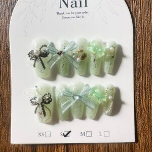 Decorative Press on Nail Set with Bows and Pearls